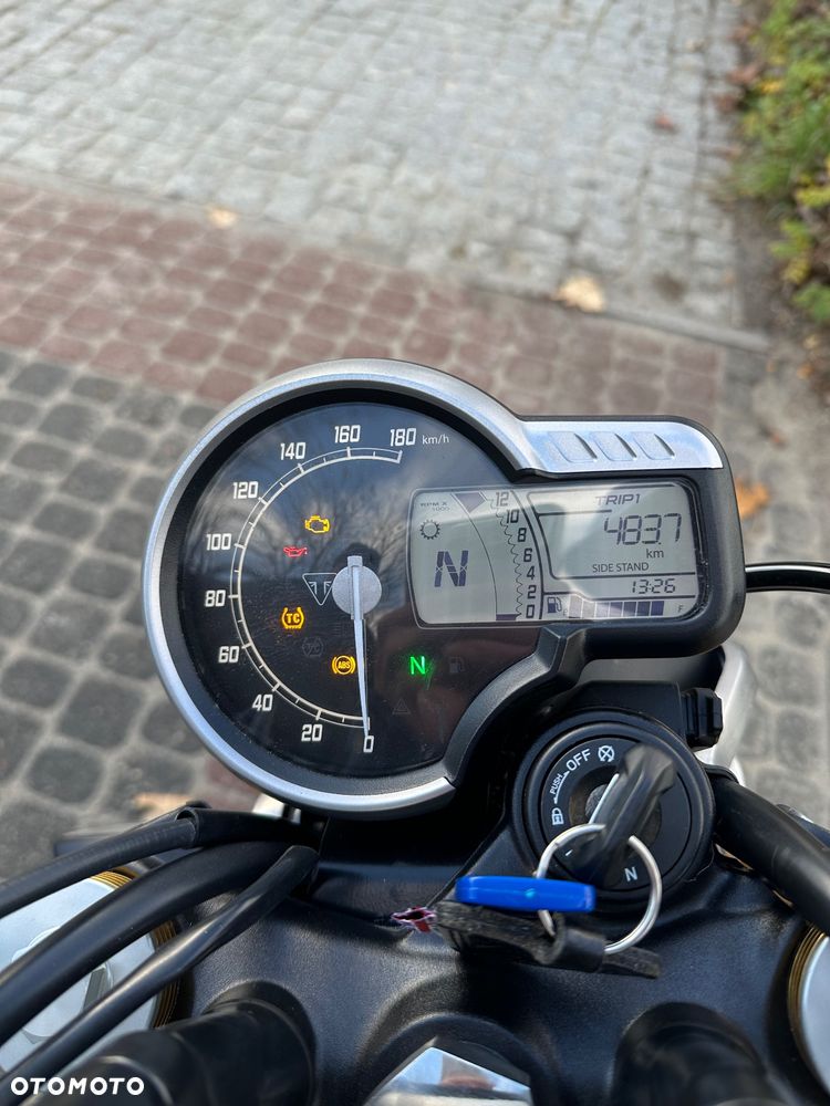 Triumph Speed Four - 7