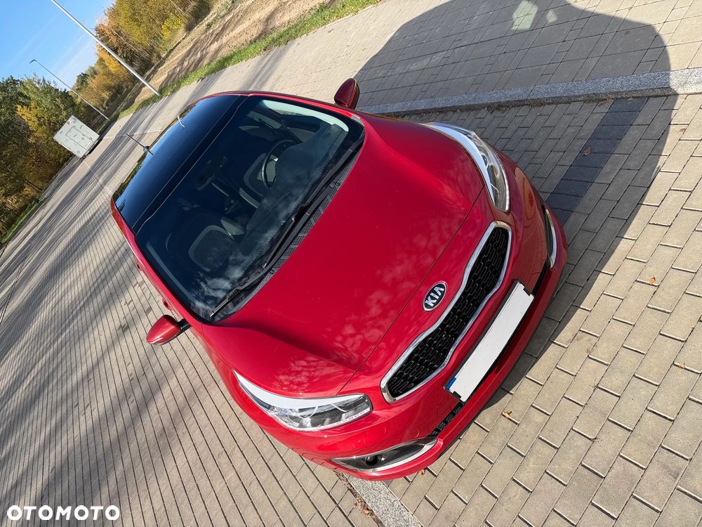 Kia Ceed 1.6 GDI DCT Platinum Edition - 9