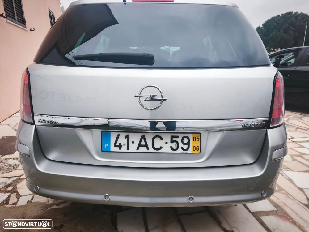 Opel Astra Caravan 1.9 CDTi Cosmo - 28