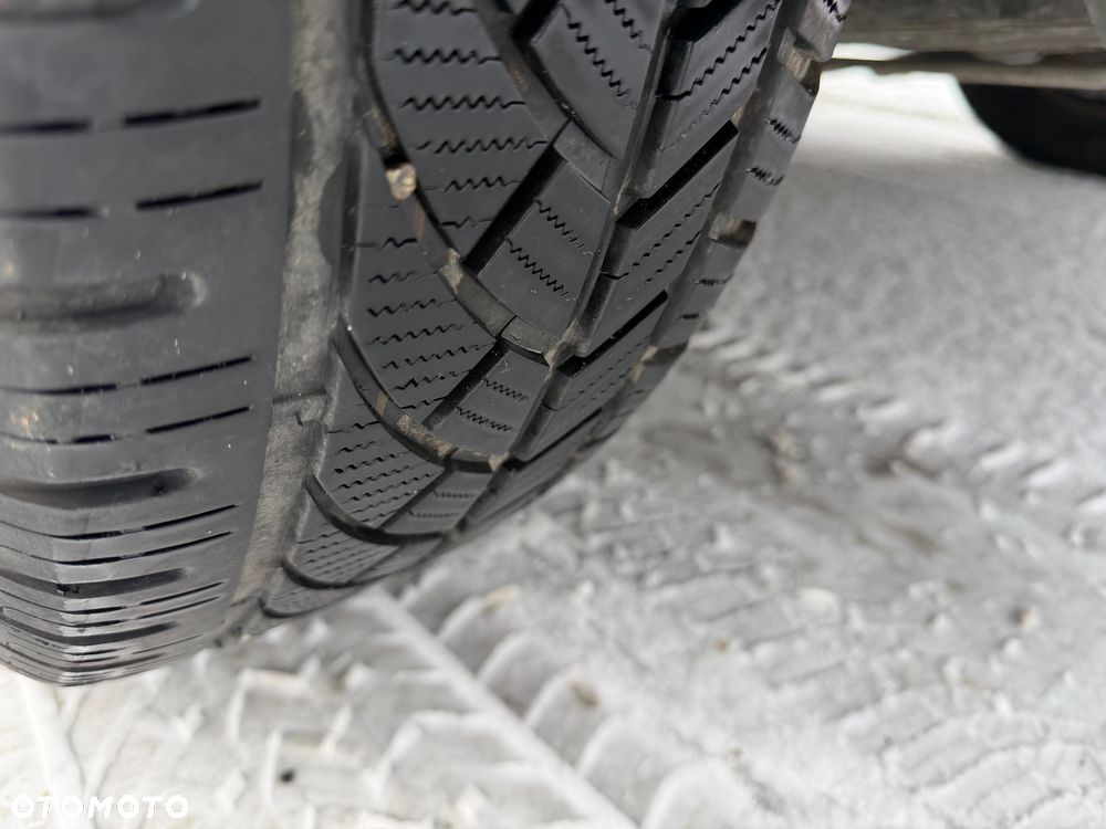 Peugeot Partner 1.6 HDi Outdoor - 26