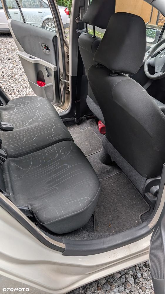 Toyota Yaris 1.33 Luna - 13