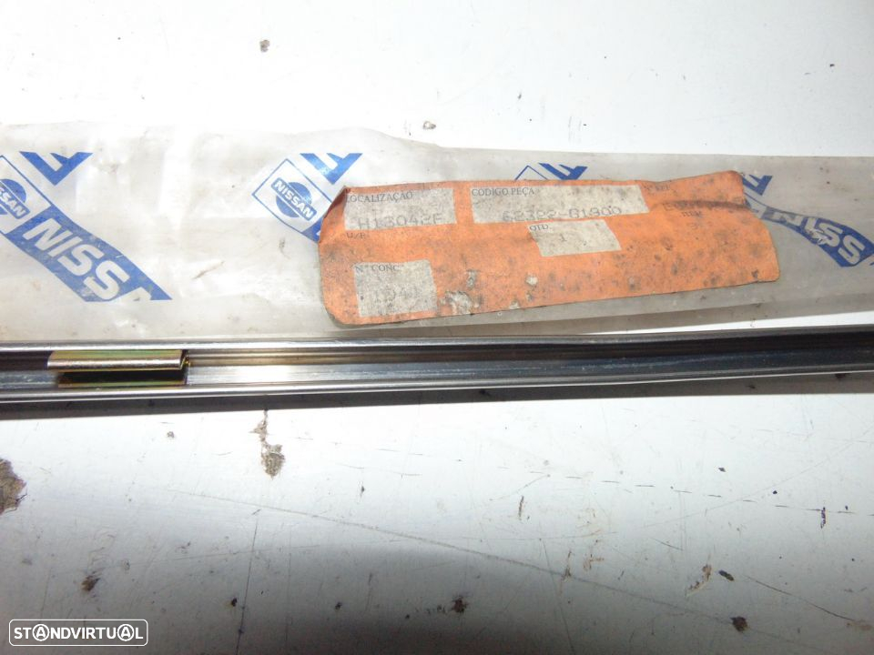 datsun 1200 2 portas friso do capot novo e original - 6