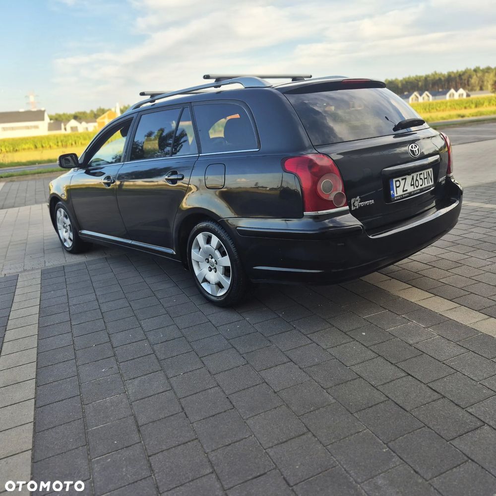 Toyota Avensis 2.0 D-4D Luna - 6