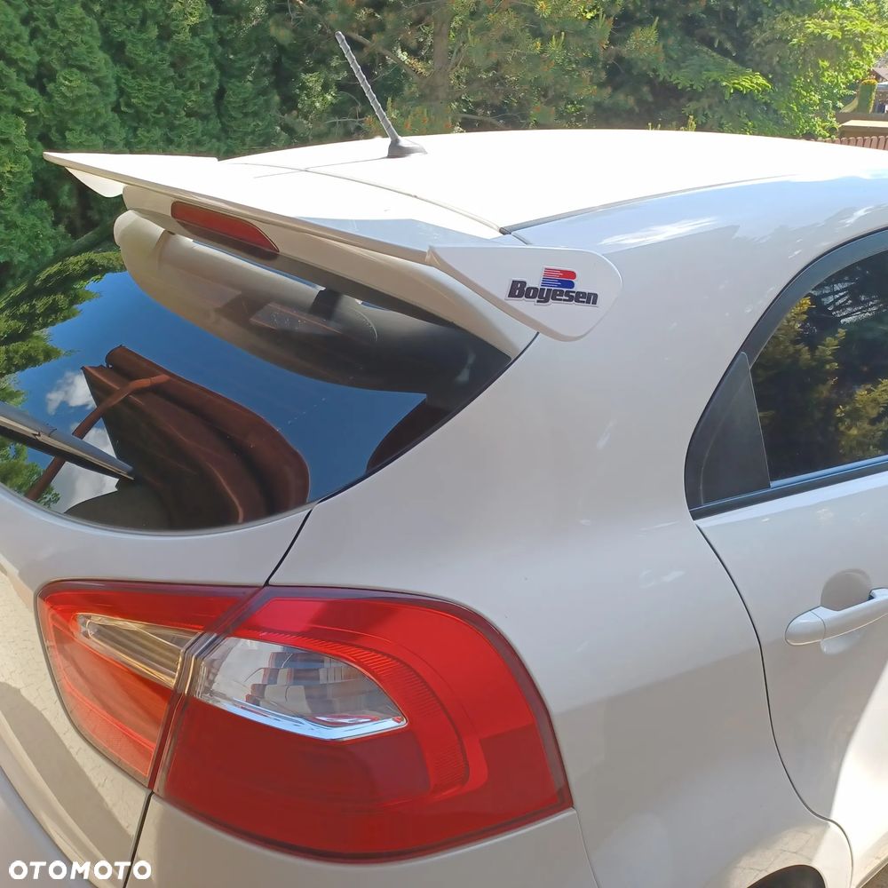 Kia Rio - 20
