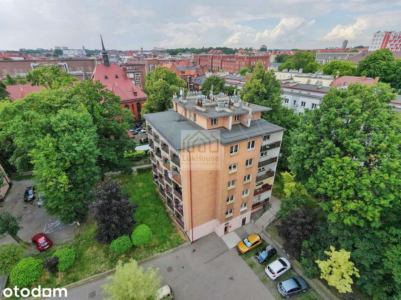 DWA BALKONY I DUŻY POTENCJAŁ - 2 NIEZALEŻNE POKOJE, PIERWSZE PIĘTRO