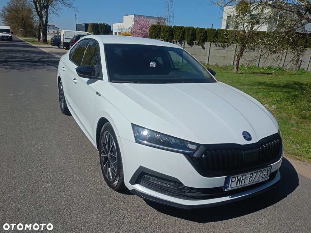 Skoda Octavia 2.0 TDI DSG Sportline - 2