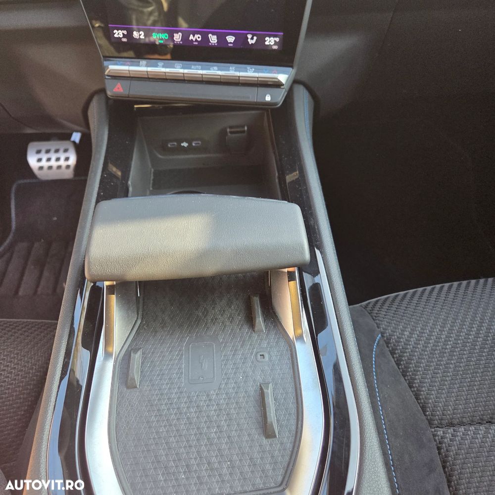 Renault Austral E-Tech 200 HEV Techno - 13