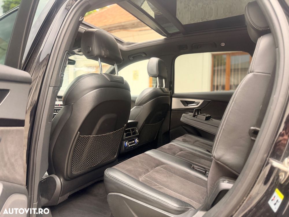 Audi Q7 - 10
