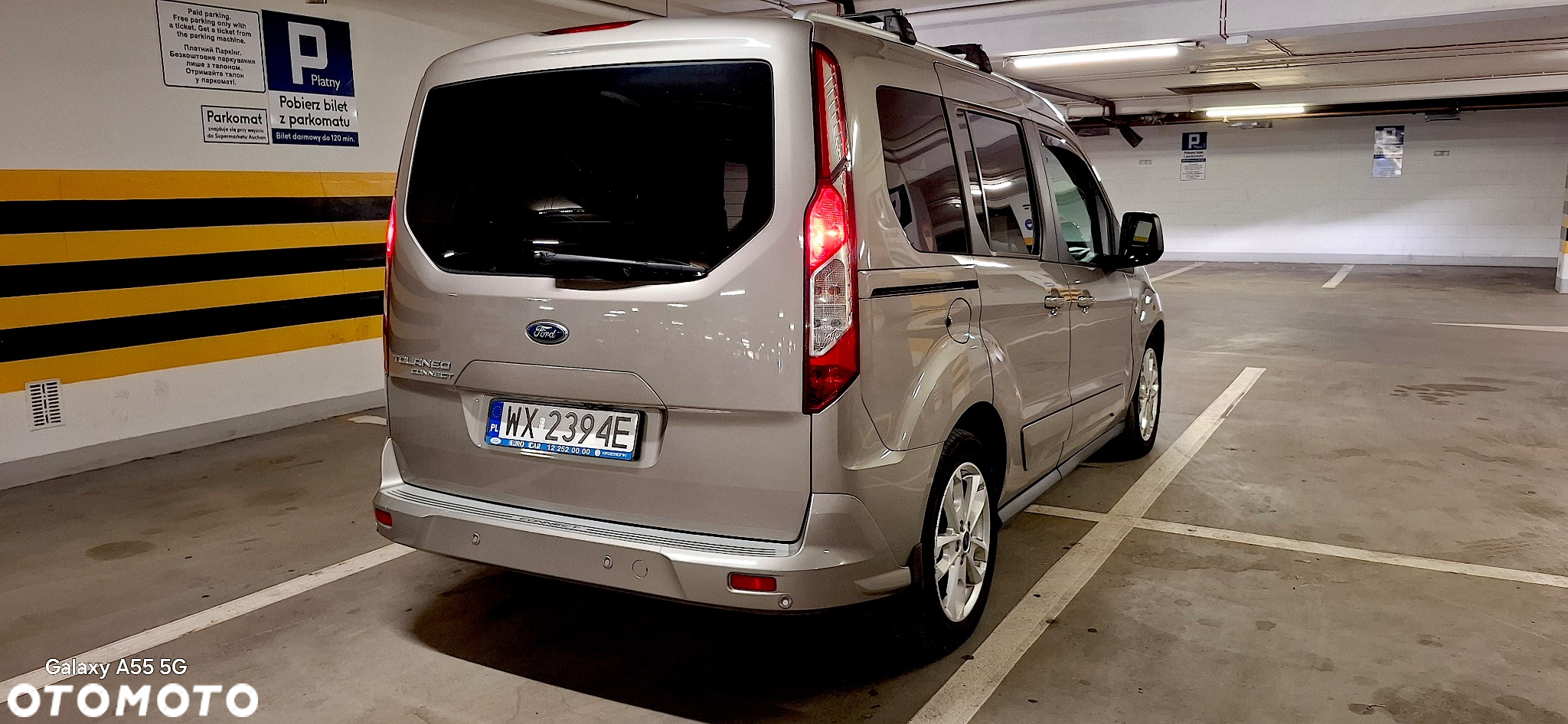 Ford Tourneo Connect - 13