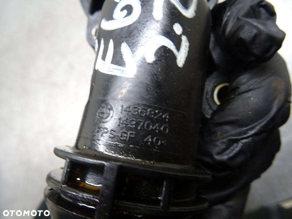 BMW E60 M54B22 OBUDOWA TERMOSTATU 1436824 - 5