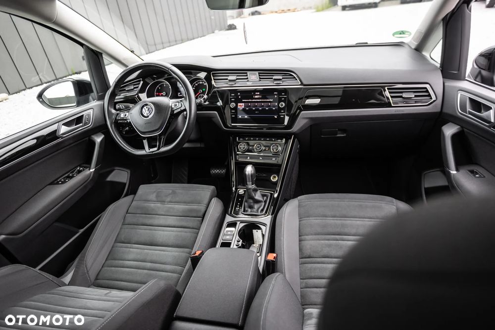 Volkswagen Touran 2.0 TDI SCR (BlueMotion Technology) DSG Highline - 2