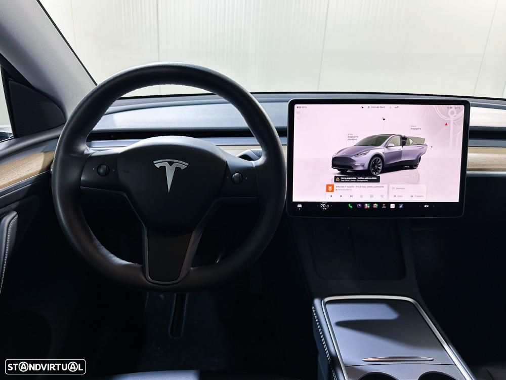 Tesla Model Y Long Range Dual Motor AWD - 20