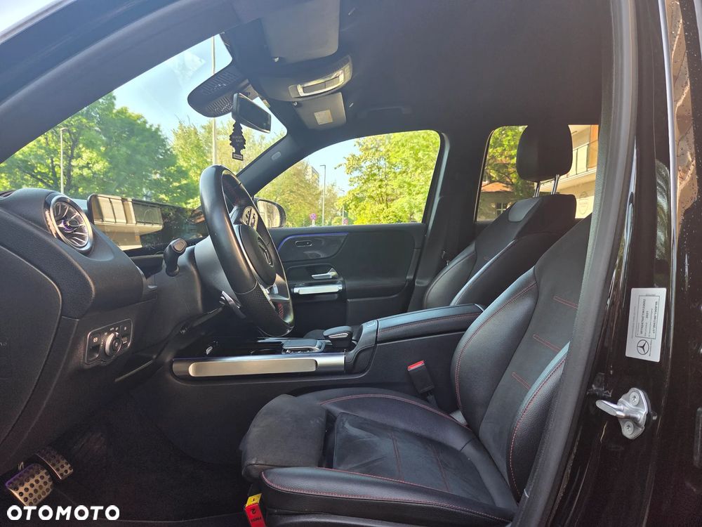 Mercedes-Benz GLB 250 4-Matic AMG Line 8G-DCT - 18