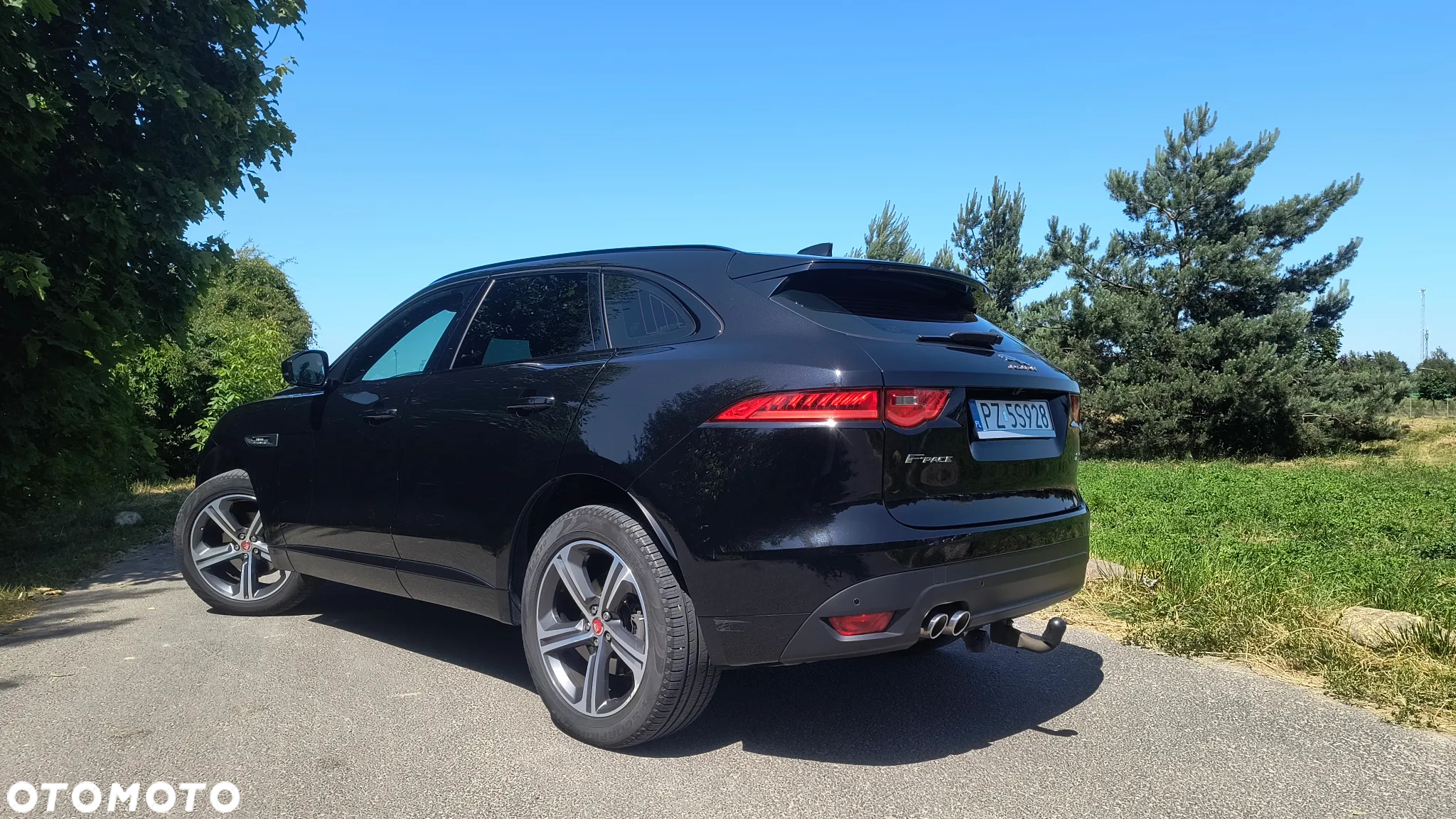 Jaguar F-Pace 20d AWD R-Sport - 6