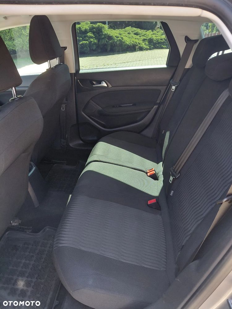 Peugeot 308 1.2 PureTech Access S&S - 11