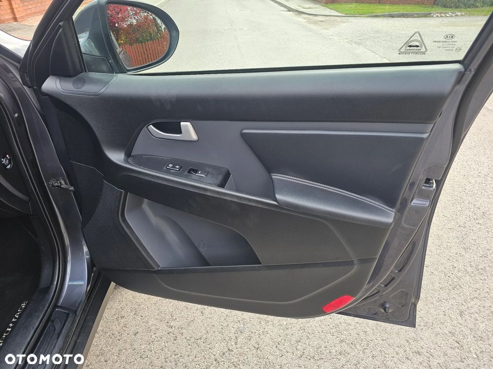 Kia Sportage 2.0 CRDI XL 2WD - 27