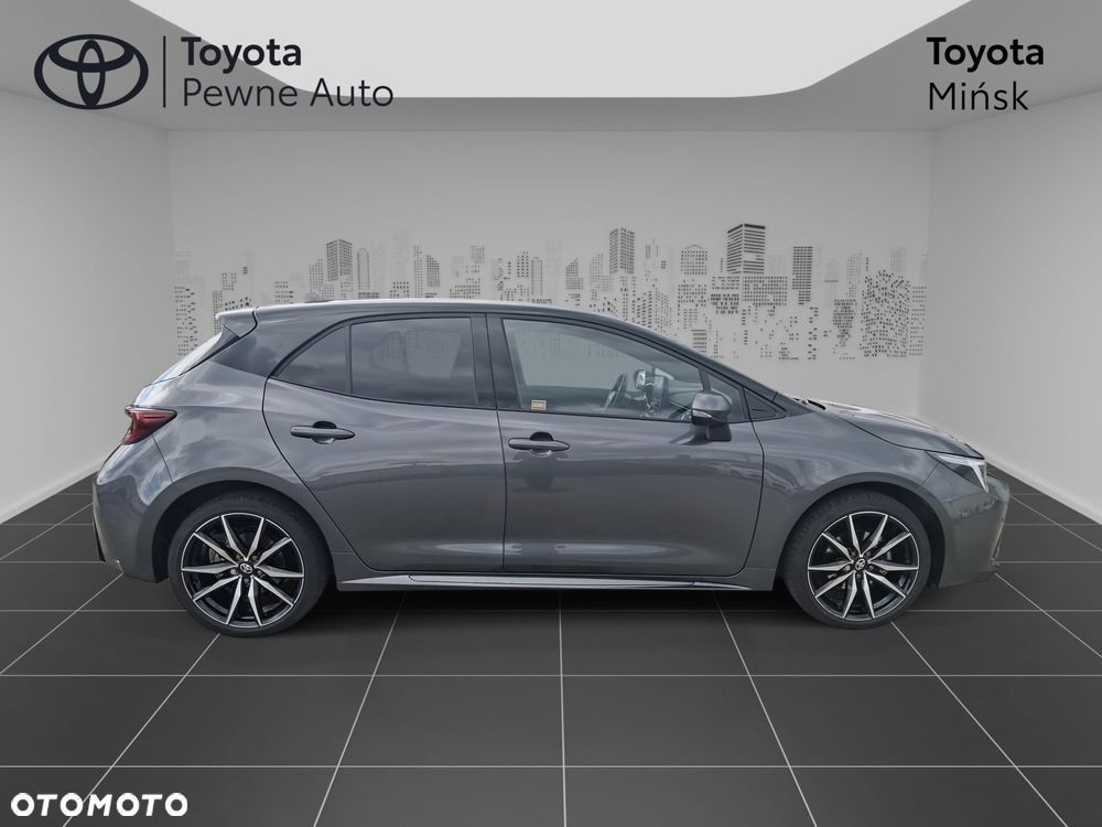 Toyota Corolla - 5