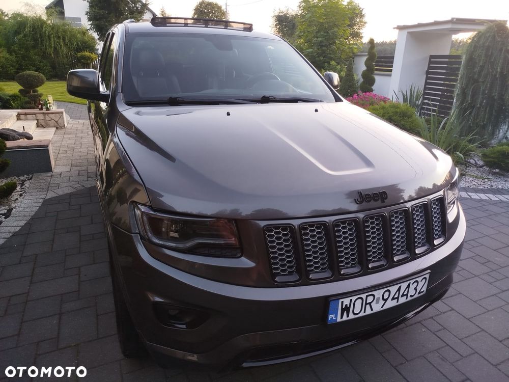 Jeep Grand Cherokee - 15