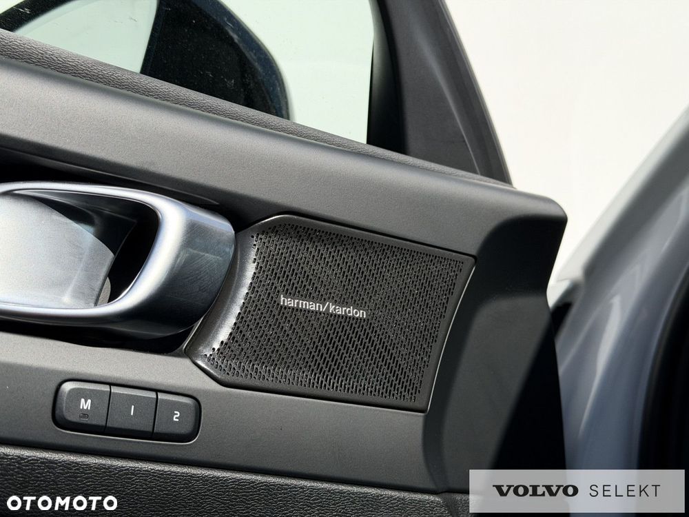Volvo XC 40 - 20