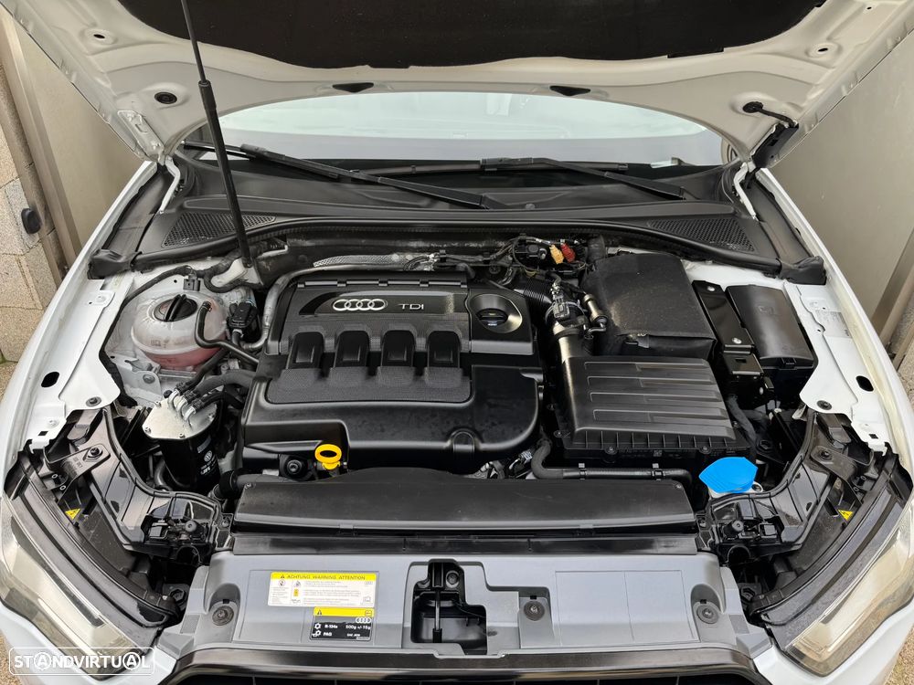 Audi A3 Sportback 1.6 TDI (clean diesel) S line Sport Pack - 12