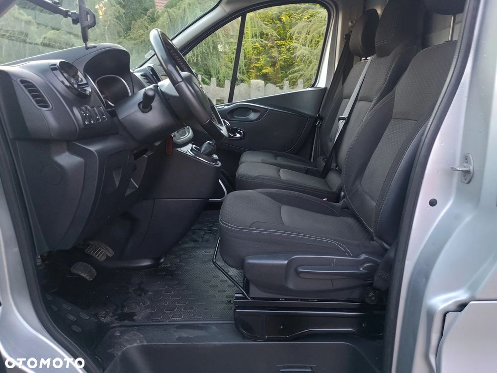 Opel Vivaro - 30