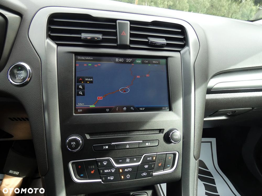 Ford Mondeo - 12