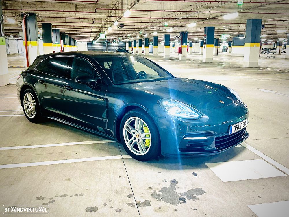 Porsche Panamera Sport Turismo - 5