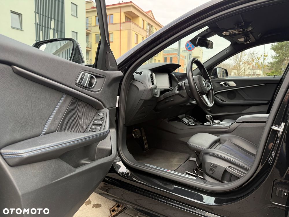 BMW Seria 1 118i M Sport - 25