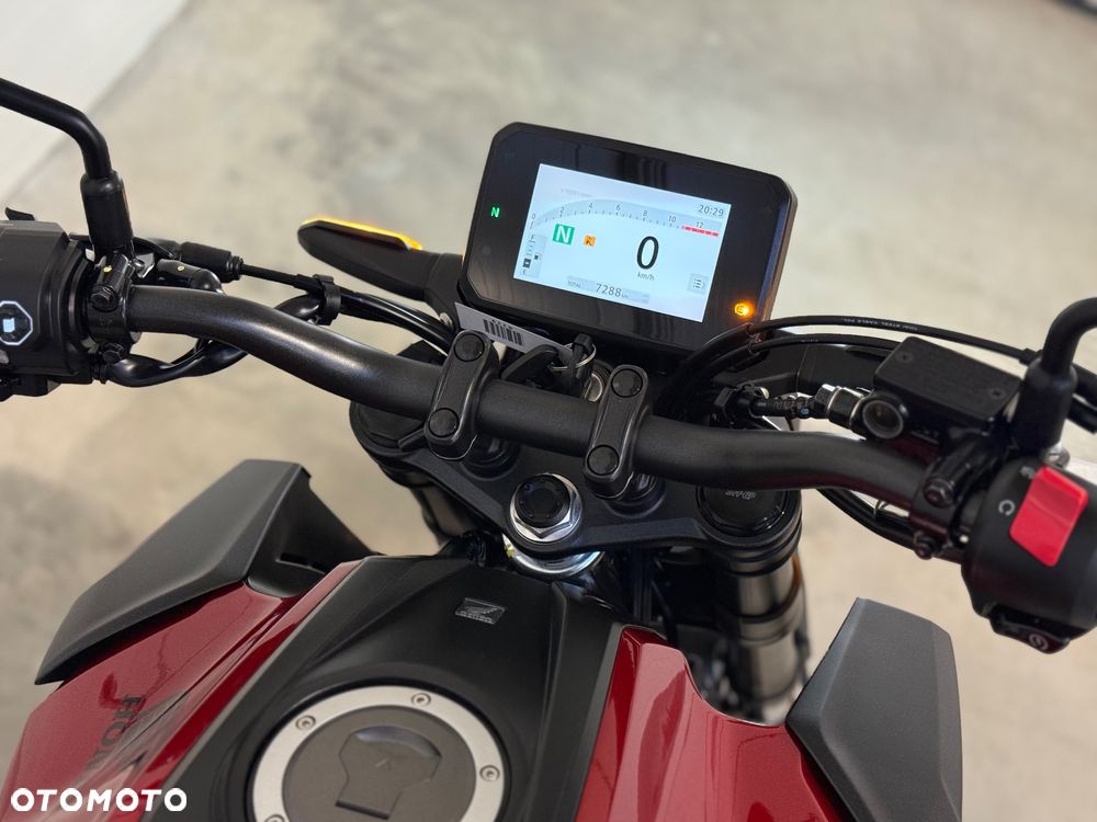 Honda CB - 21
