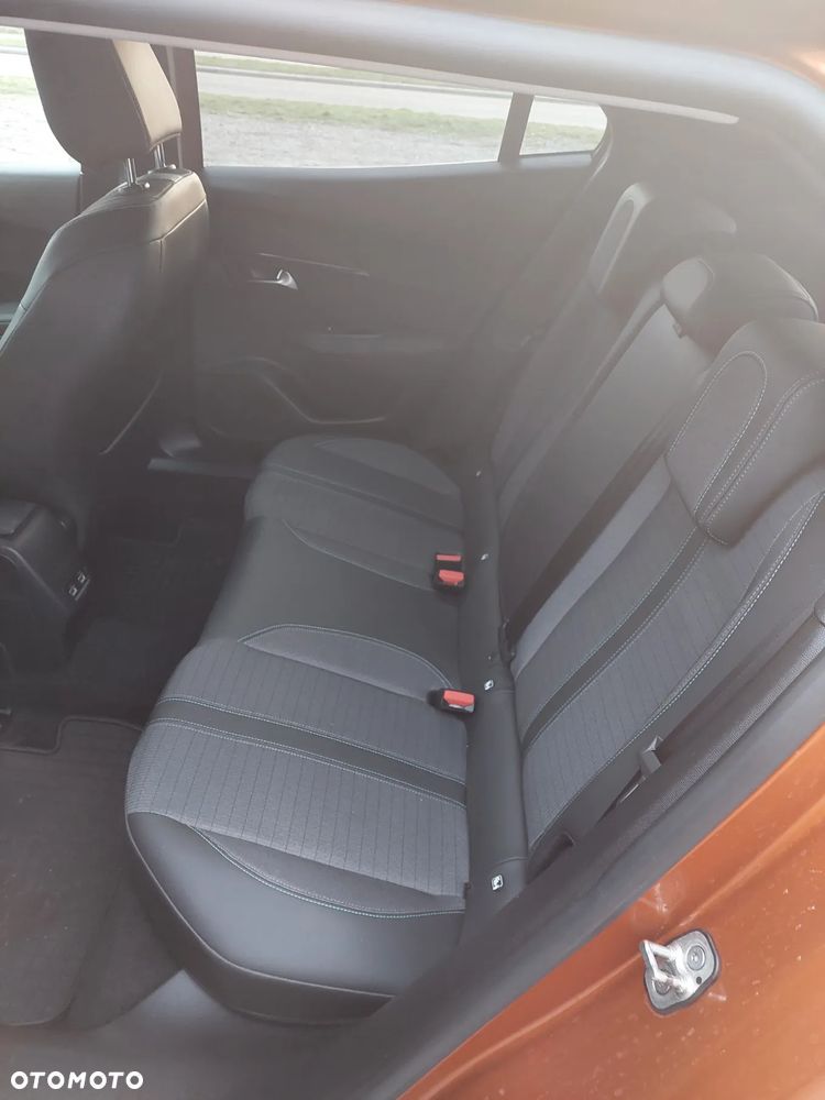 Peugeot 2008 1.5 BlueHDi Allure Pack S&S EAT8 - 15