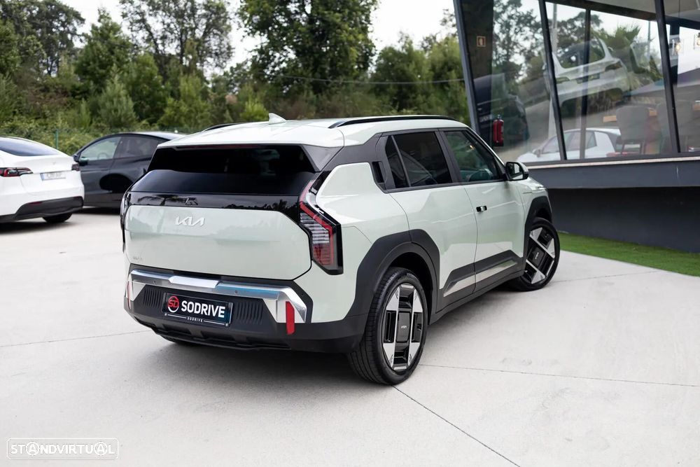 Kia EV3 81.4 kWh Tech - 39