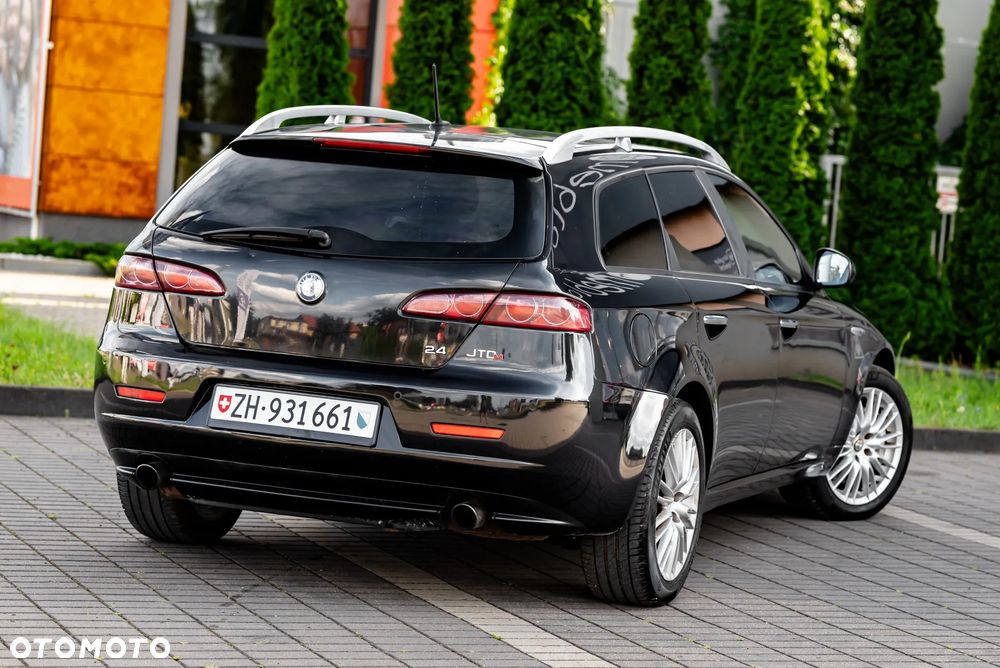 Alfa Romeo 159 2.4 JTDM 20V DPF Q-Tronic Distinctive - 8