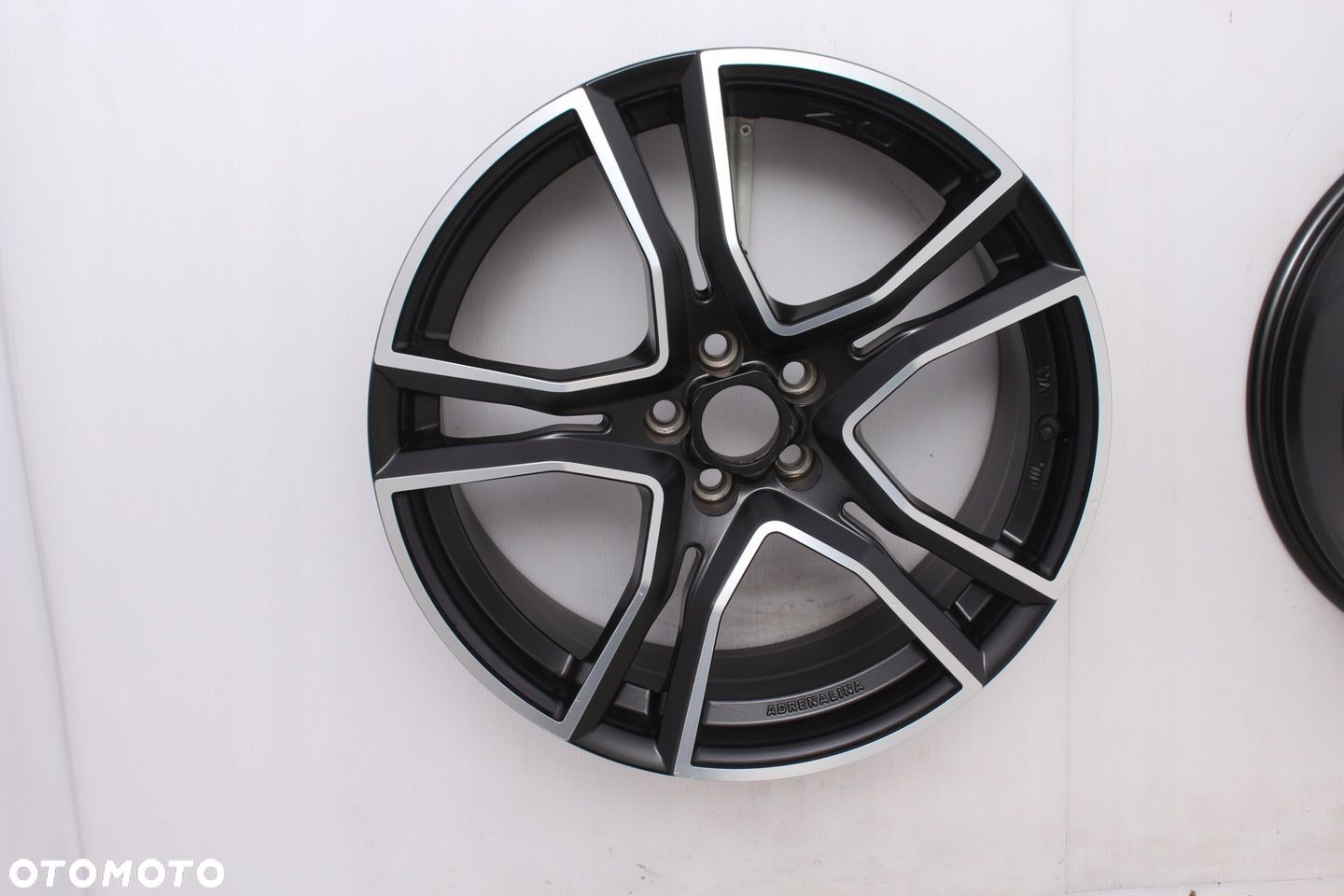 FELGA ALUMINIOWA 85015200 O.Z. 5X100 18 ET35 - 1