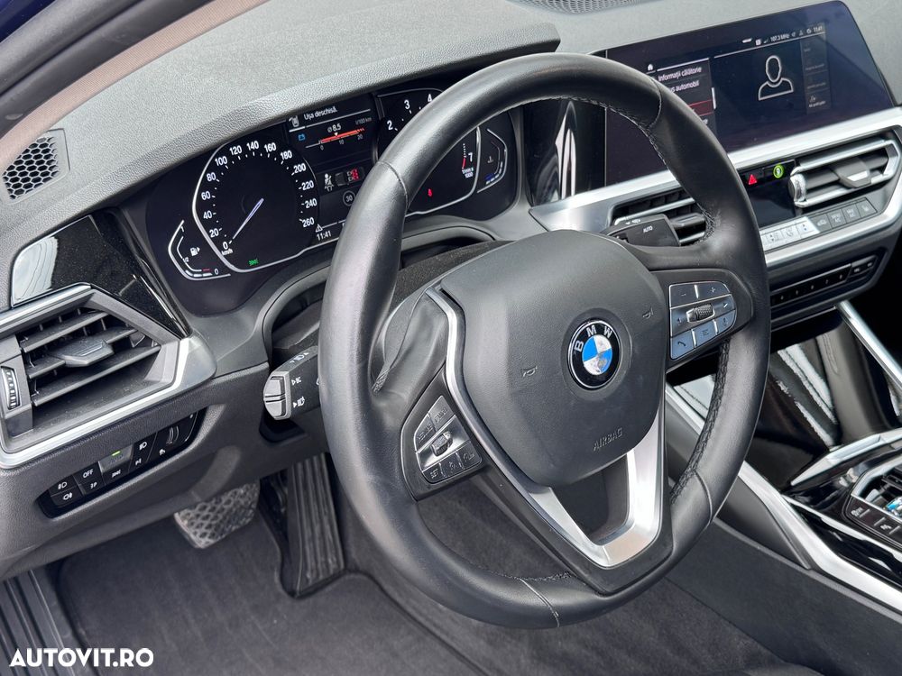BMW Seria 3 320i AT - 21
