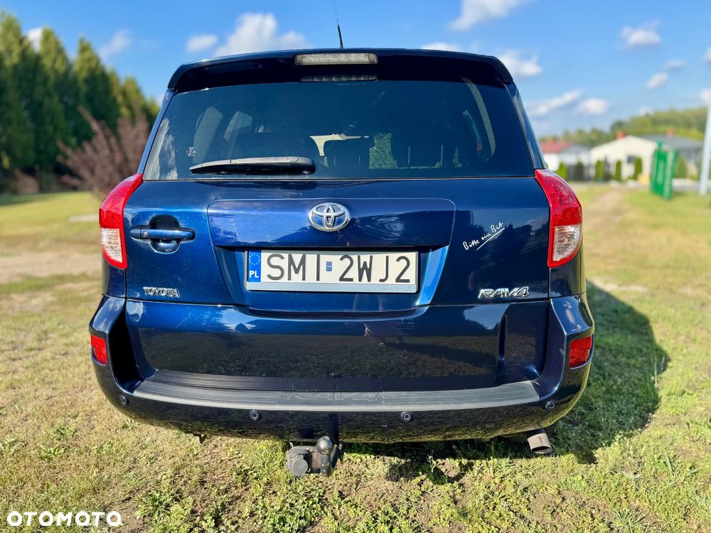 Toyota RAV4 2.2 D-CAT 4x4 Executive - 4