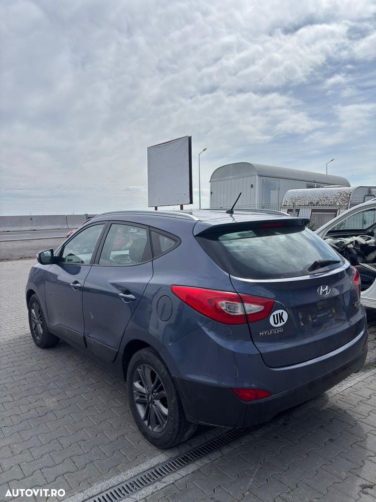 Dezmembram Hyundai IX35 1.7 diesel din 2015 - 4