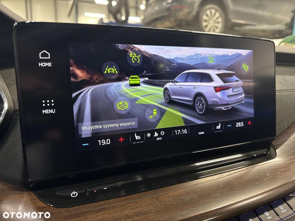 Skoda Octavia 2.0 TDI 4x4 Scout DSG - 17