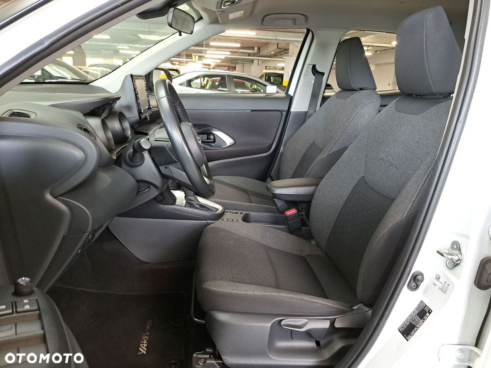 Toyota Yaris Cross Hybrid 1.5 Comfort - 12