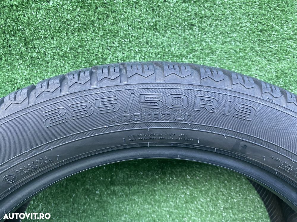 Set 4 anvelope iarna Nokian WR SUV 4 235 50 R19 103V XL Dot 2421 5,4mm - 5