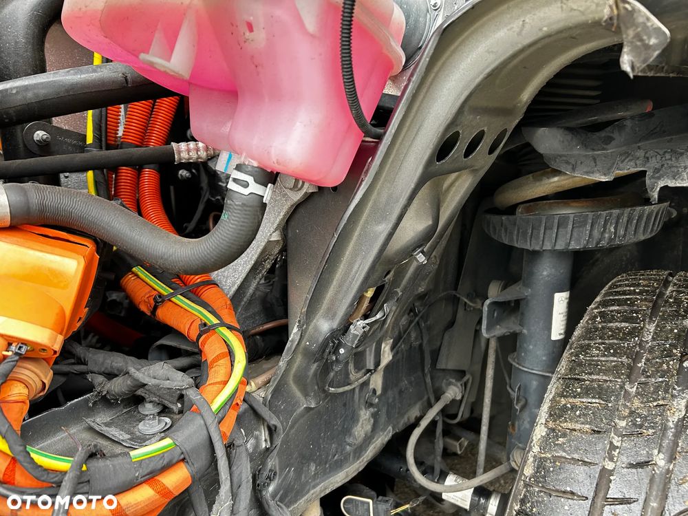 Mercedes-Benz EQV 300 lang - 32