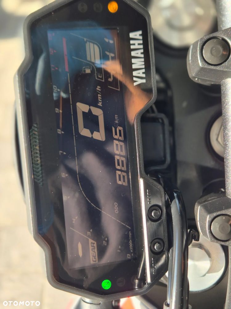 Yamaha MT - 9