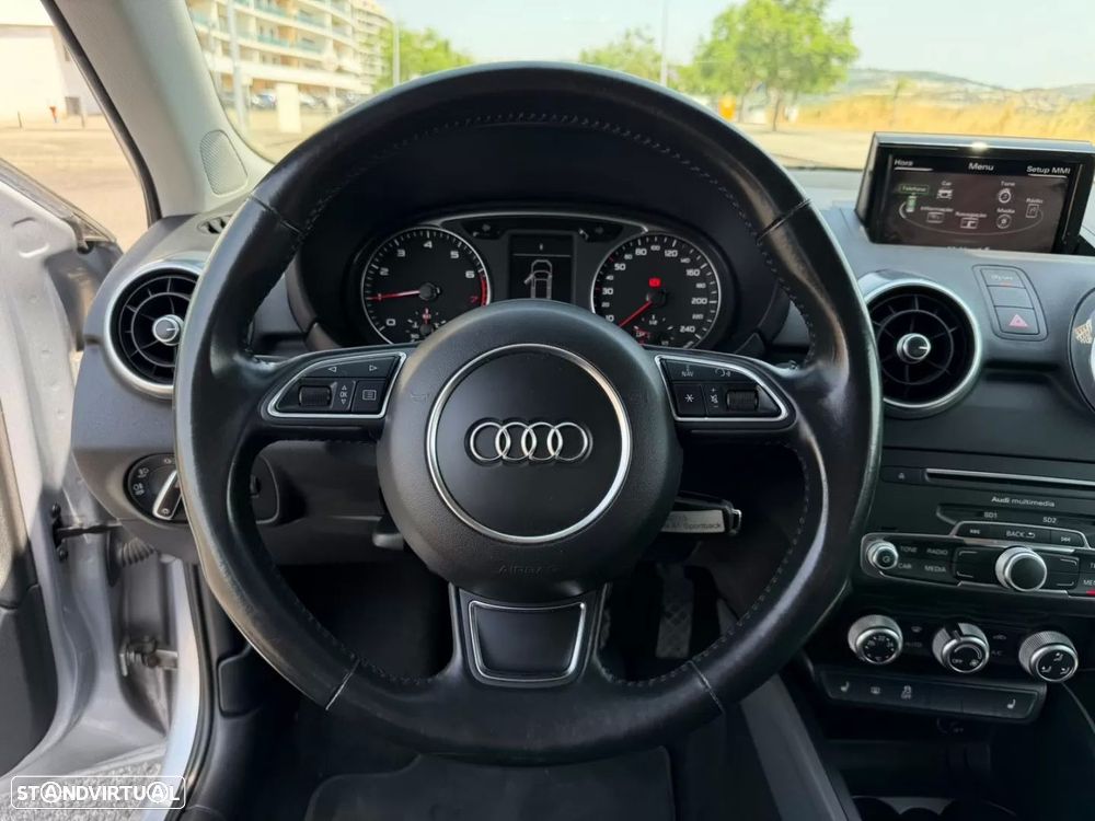 Audi A1 Sportback 1.0 TFSI Design - 13