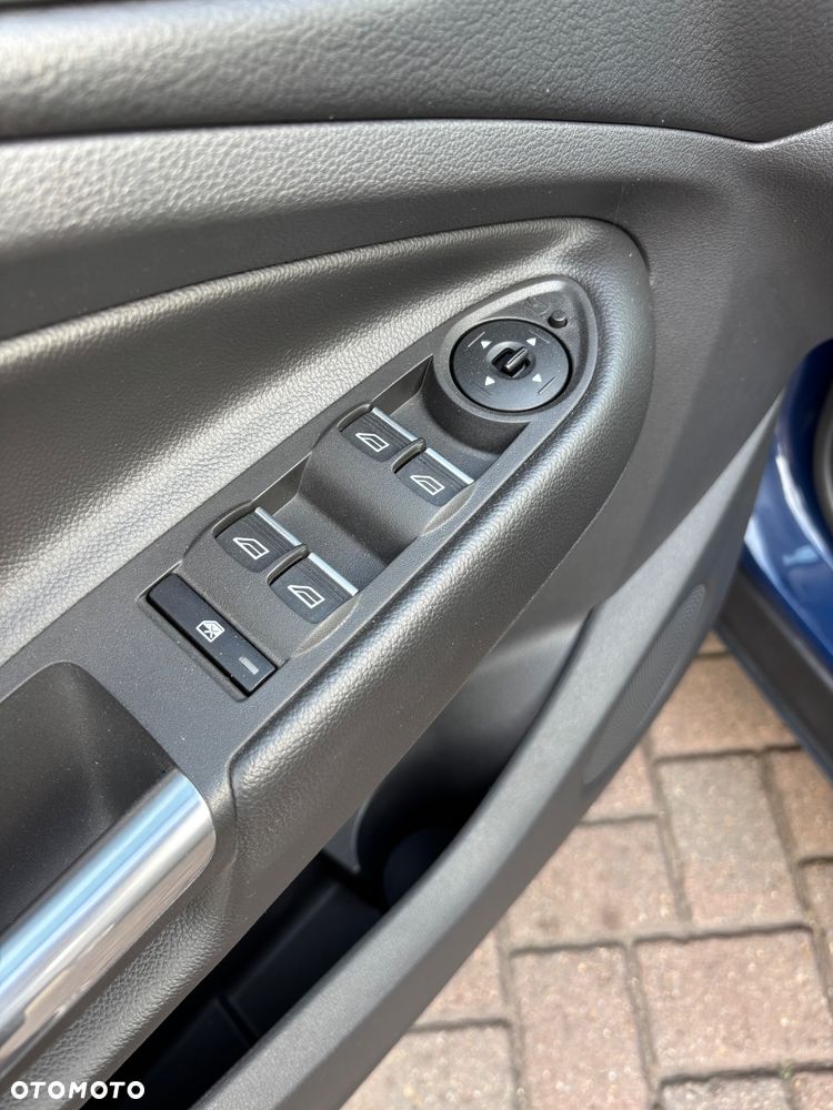 Ford Kuga 1.5 EcoBoost 2x4 Trend - 15