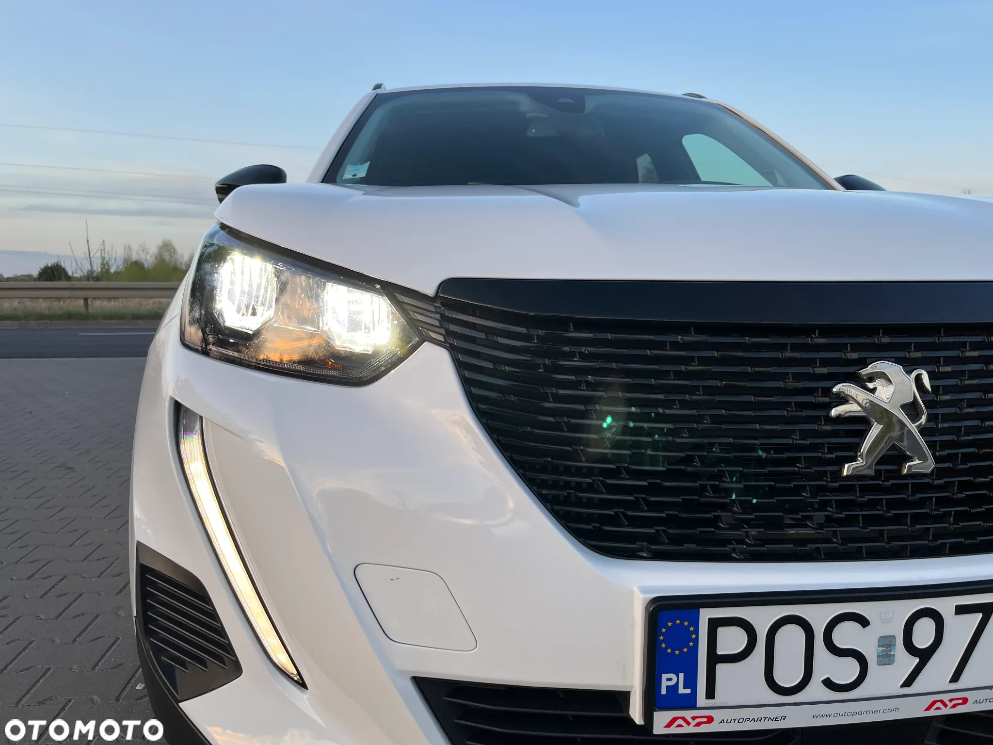 Peugeot 2008 PureTech 100 Style - 13