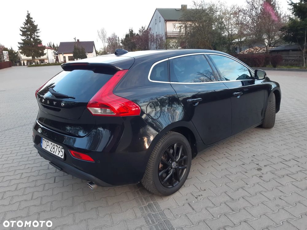 Volvo V40 D4 Summum - 14