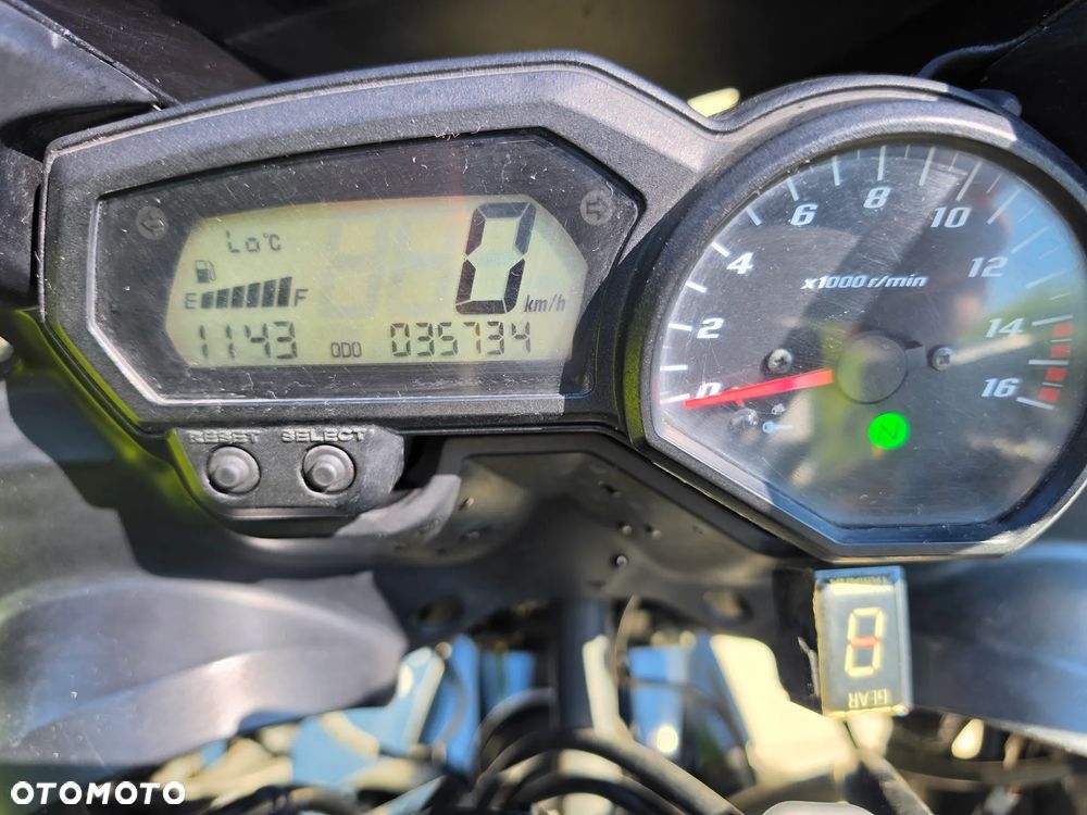 Yamaha FZ6 - 7