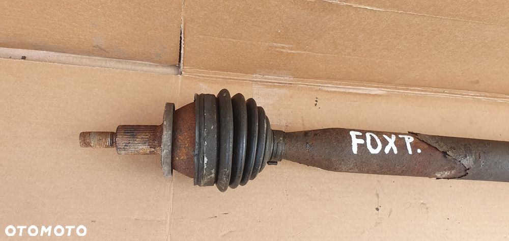 Półoś prawa długa półośka VW Fox 1.2 6V - 2