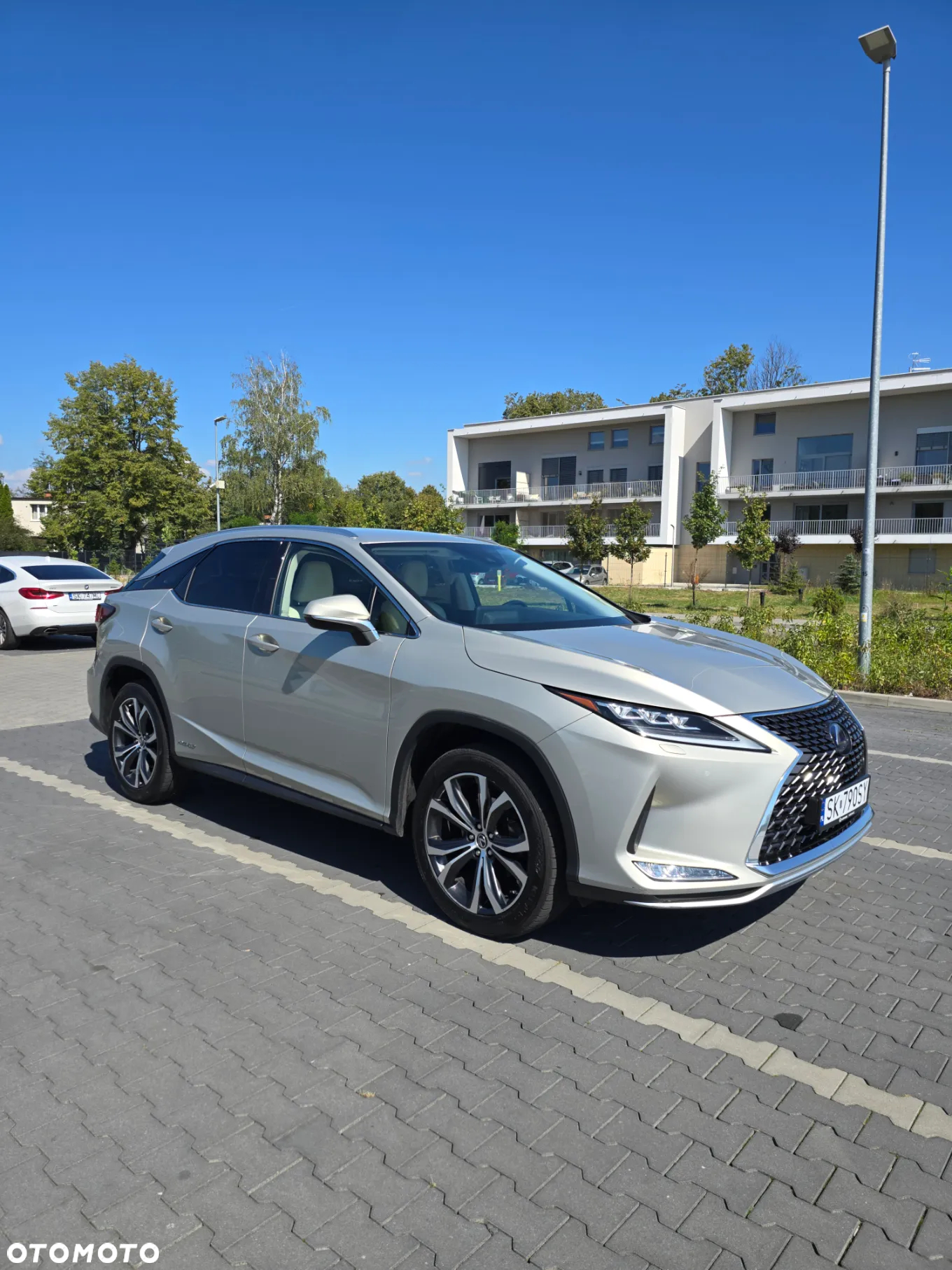 Lexus RX - 4