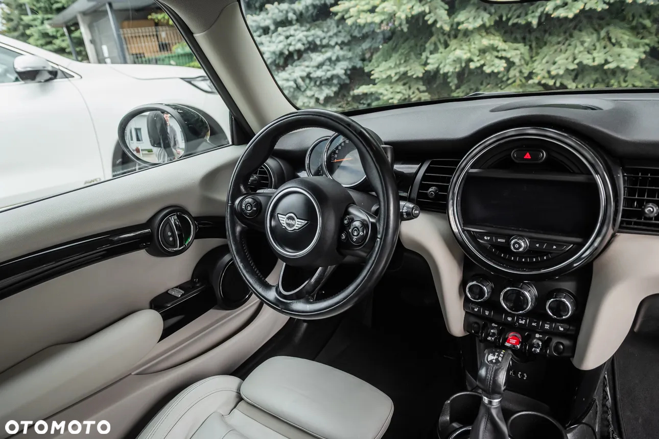 MINI Cooper Multitone Edition - 24
