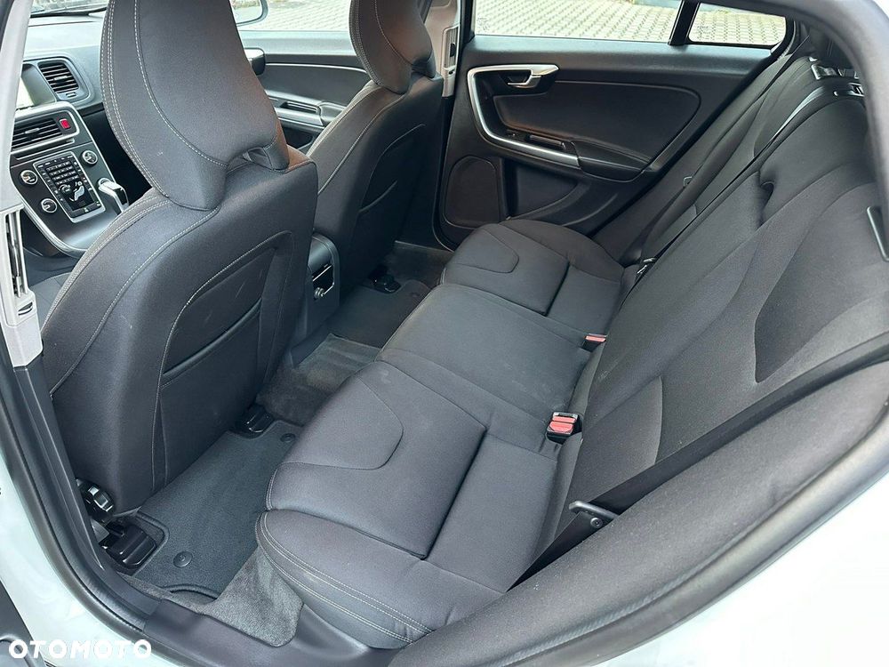 Volvo V60 - 8